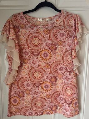 Curé Pink Medallion Ruffle Sleeve Blouse